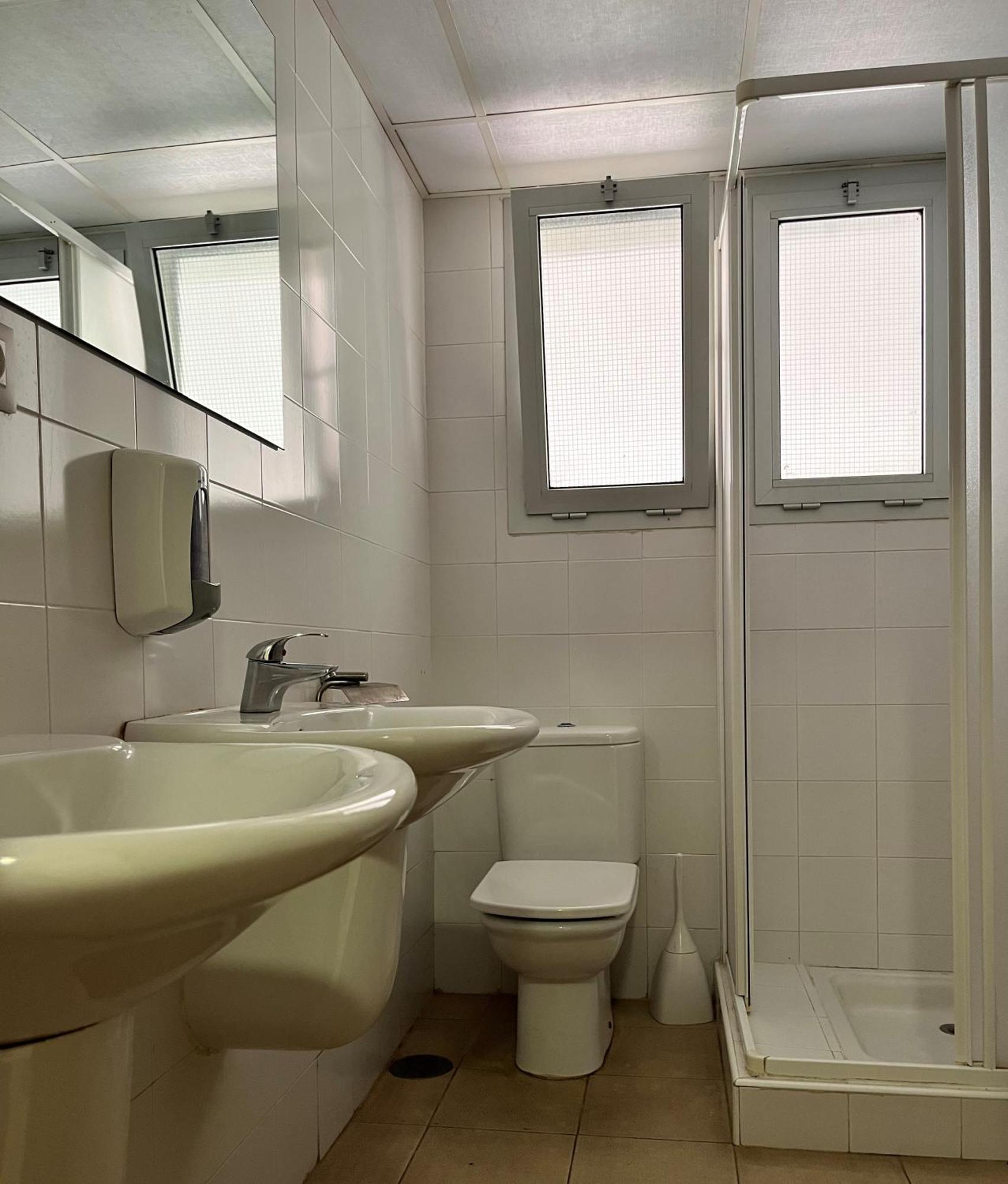 Albergue Zaragoza Camping Екстериор снимка